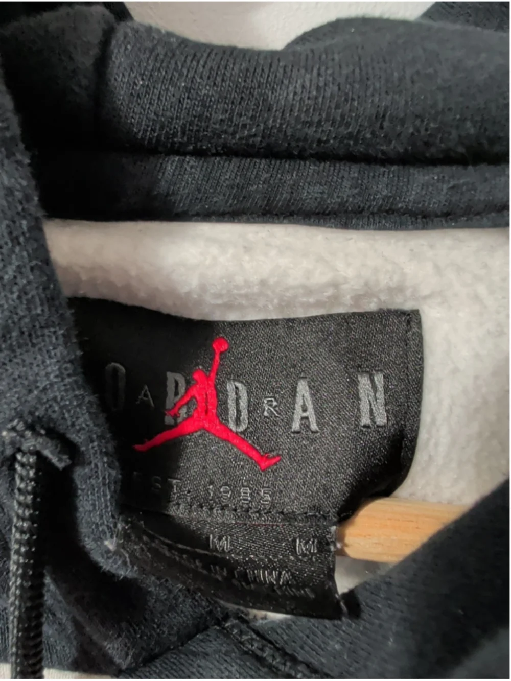 Air Jordan Hoodie Mens M Black White Sweatshirt Jumpman Embroidered Logo *Stains